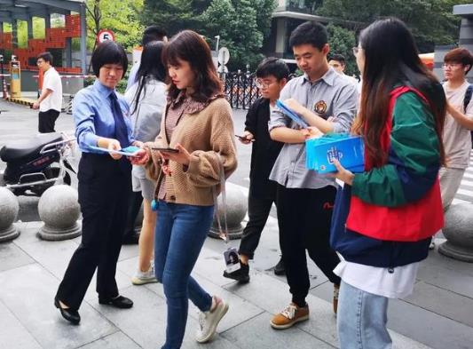 我的兼职经历 ：一个大学生寒暑假的各种兼职经历